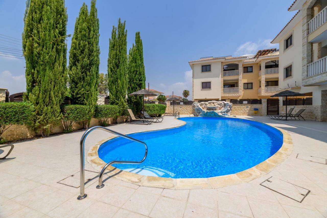 Blue Serenity Complex Larnaka Exterior foto